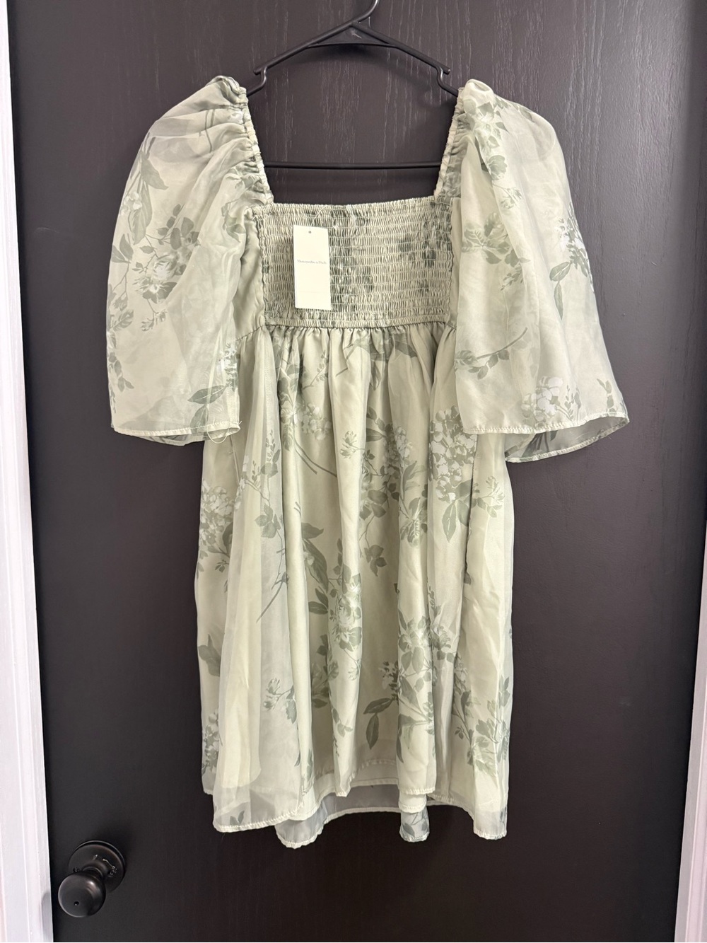 Abercrombie Angel-Sleeve Mini Dress Sage Green NWT - Picture 3 of 5
